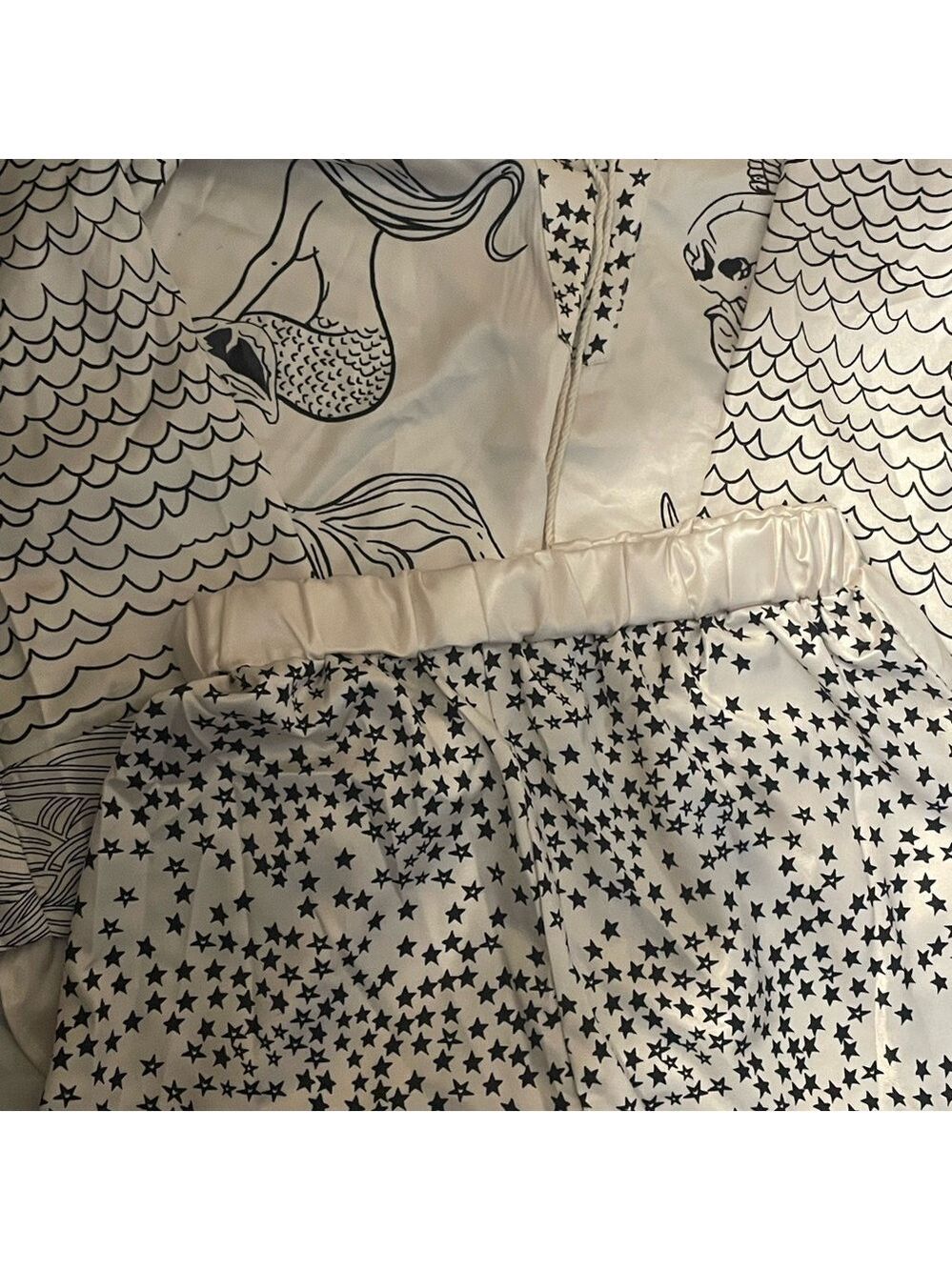Source Unknown White and Blue Pajama Set - Picture 4 of 6
